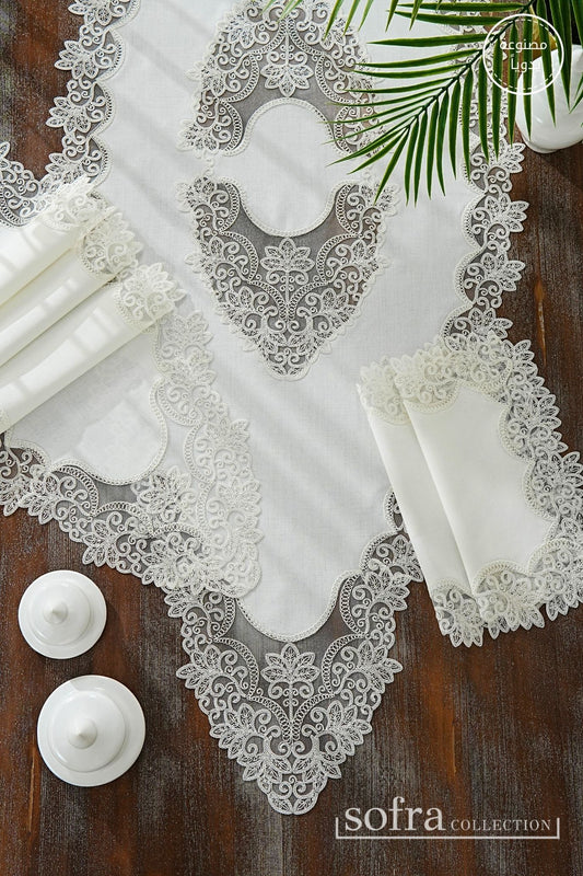 طقم مفارش صالون ٥ قطع مزين بدانتيل اوف وايت – موديل اتشاليا - قماش كتان فاخر مقاوم للبقع