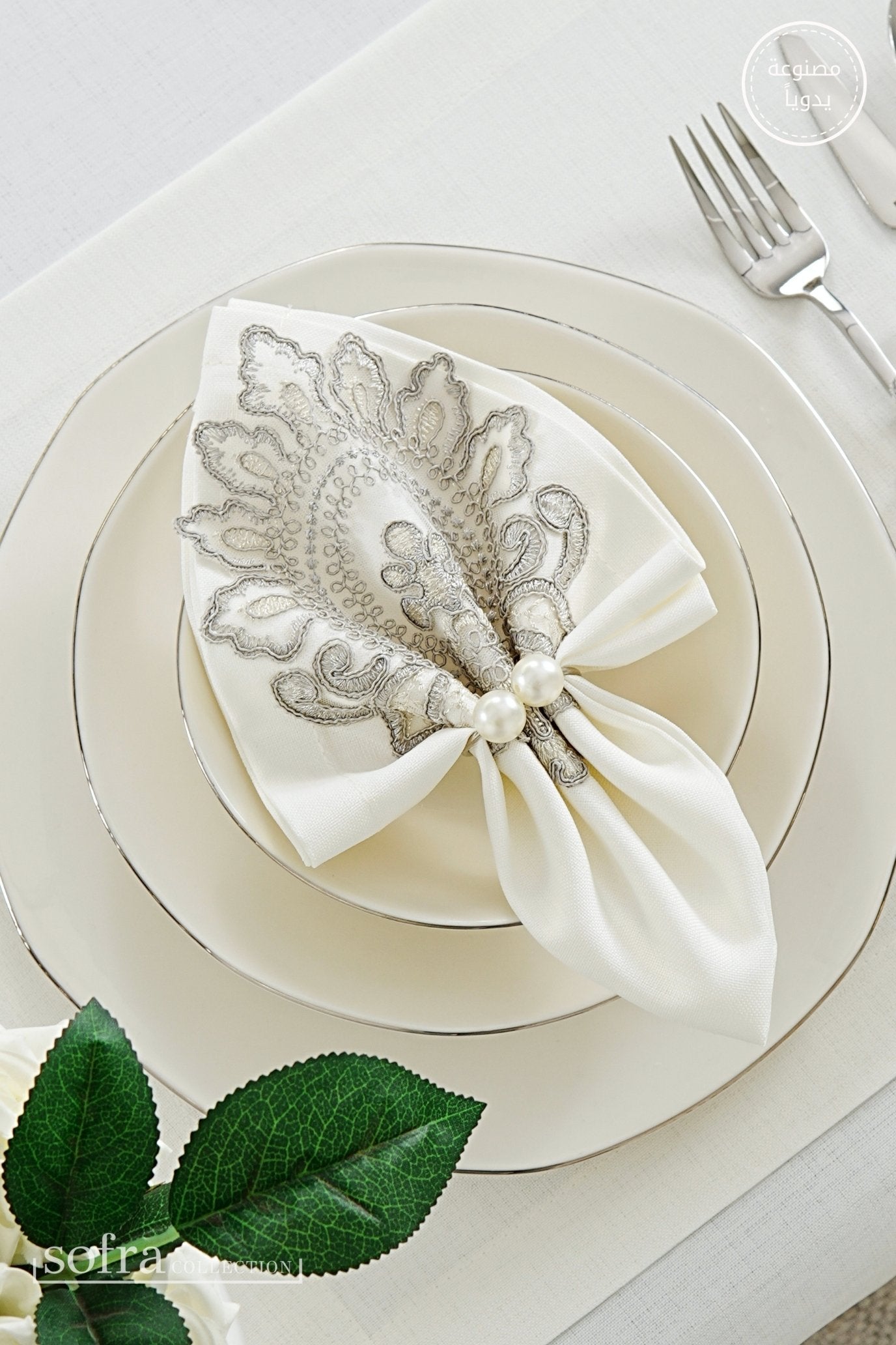 طقم مفارش سفرة كامل مزين بدانتيل رمادى - موديل شاهمران  – ٣٨ قطعة – ١٢ شخص - قماش كتان مقاوم للبقع