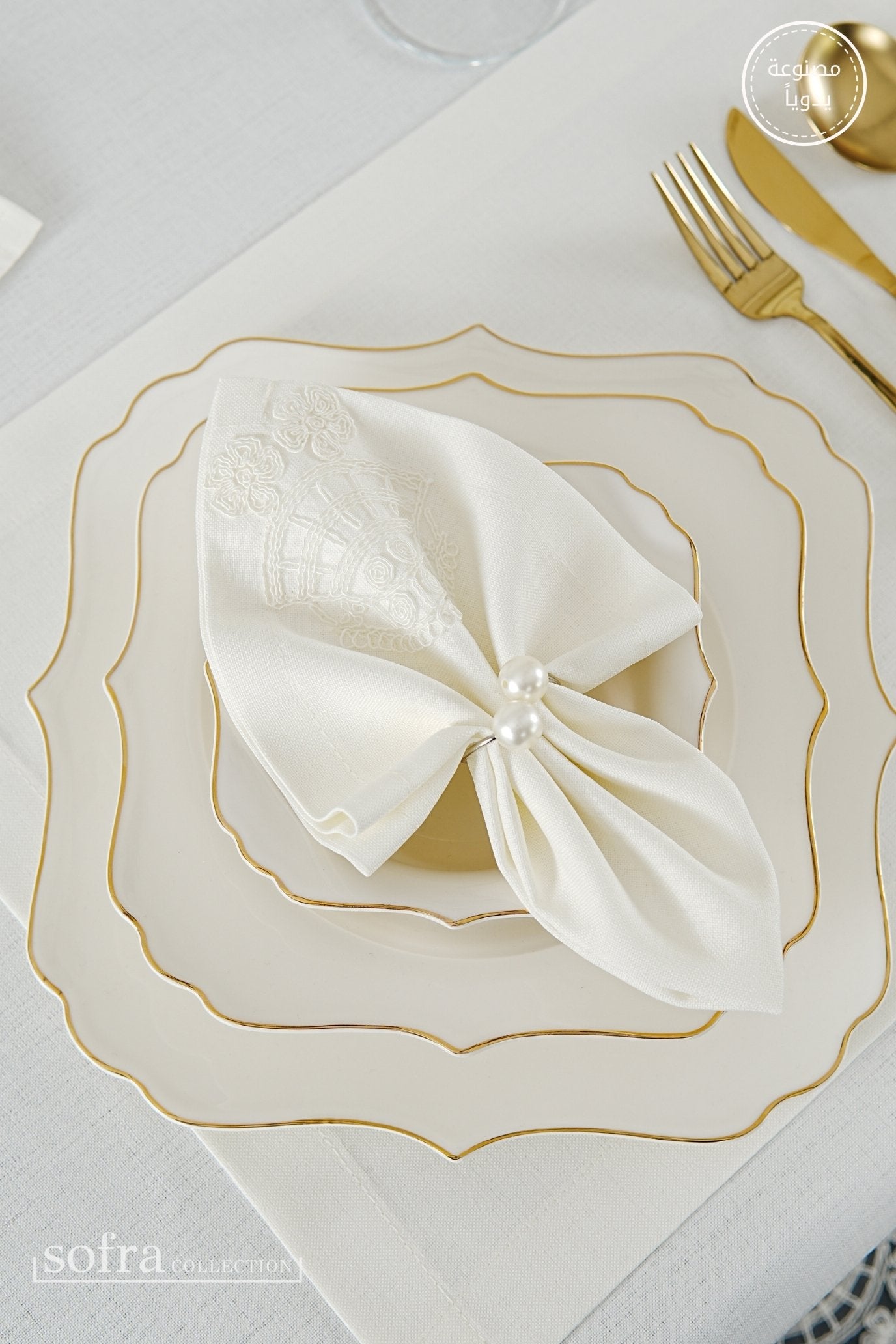 طقم مفارش سفرة كامل مزين بدانتيل اوف وايت - موديل سيفدا  – ٣٨ قطعة – ١٢ شخص - قماش كتان مقاوم للبقع